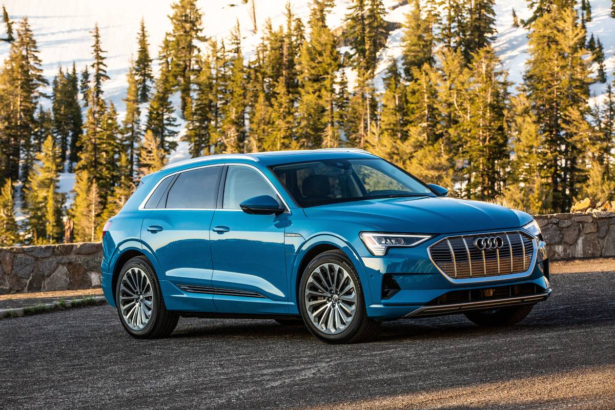 Audi e tron store electric suv