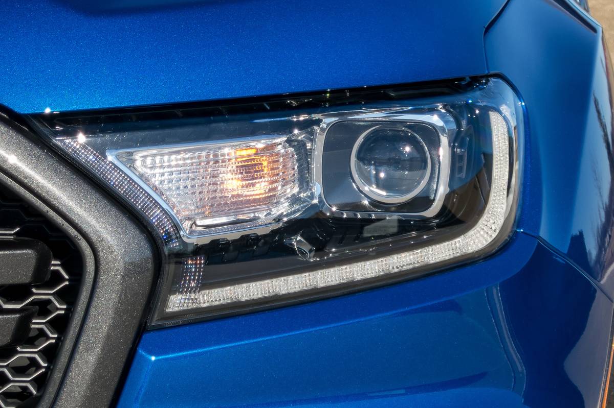 04 ford ranger lariat 2019 blue  exterior  front  headlights jpg