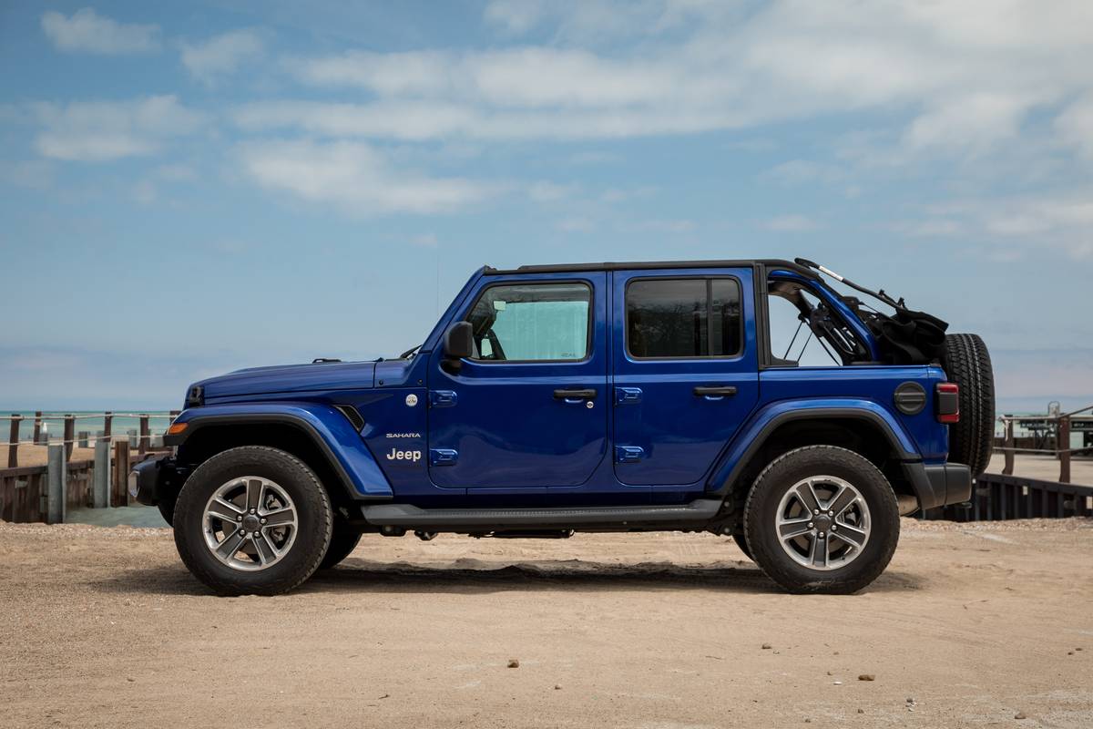 Why the Jeep Wrangler's Soft-Top Is Way Better Now 