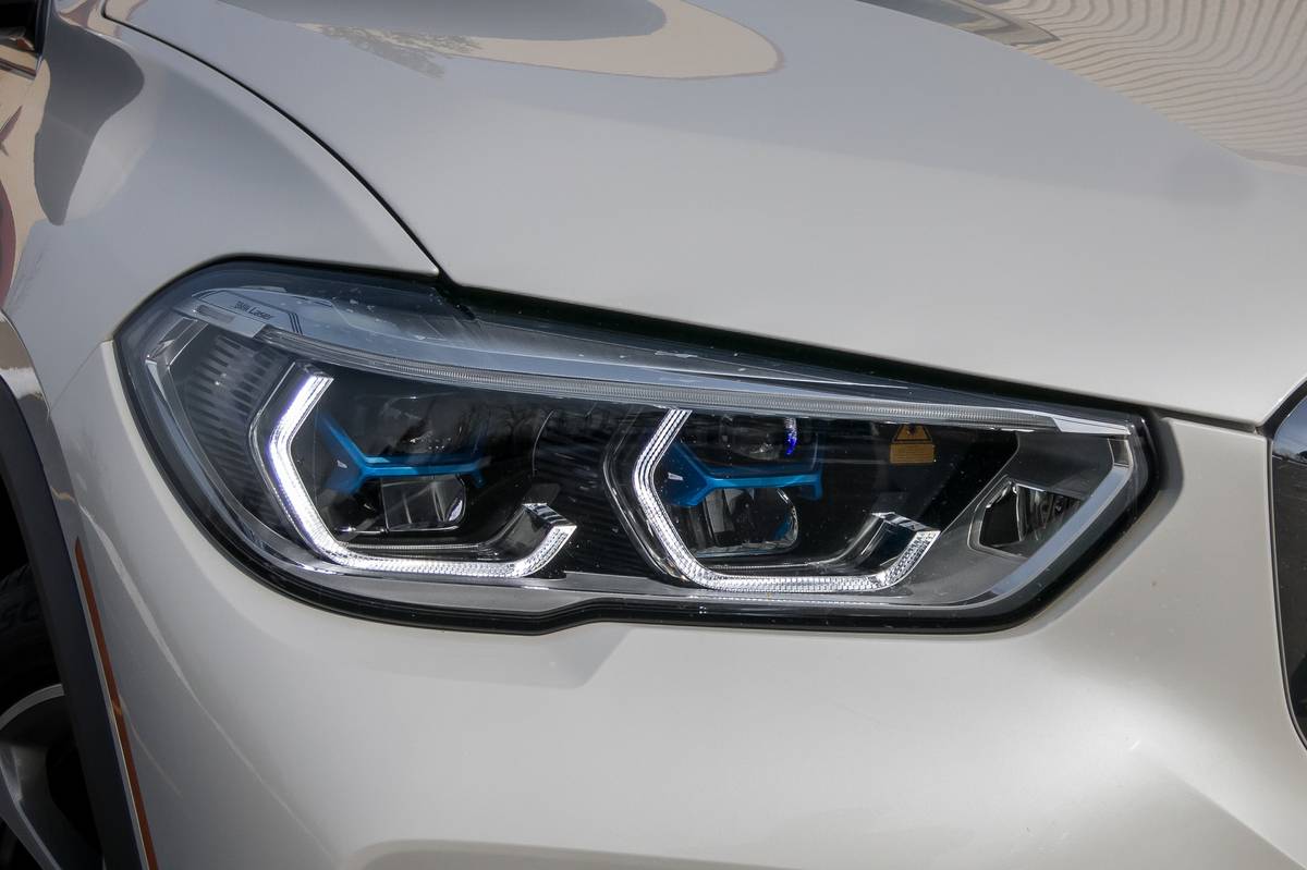 06 bmw x5 2019 exterior  front  headlights  white jpg