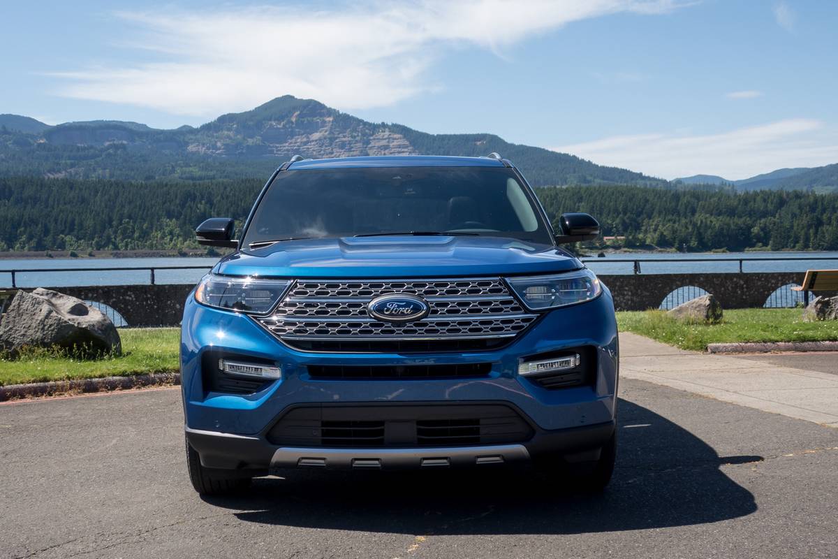 06-ford-explorer-hybrid-limited-2020-blue--exterior--front.jpg
