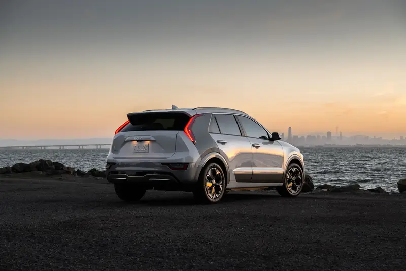11-cheapest-evs-2025-kia-Niro_EV-exterior-oem-09