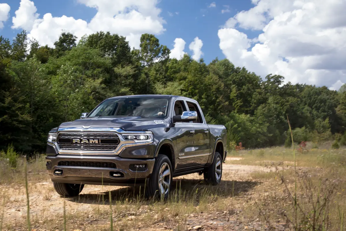 11 ram 1500 limited crew cab 2019 angle  black  exterior  front jpg