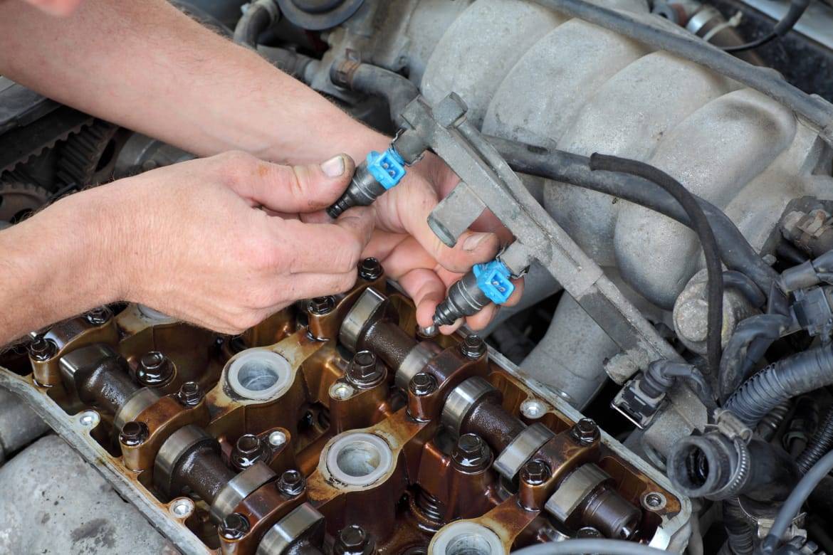 Servicing Fuel Injectors - Hyundai Maintenance