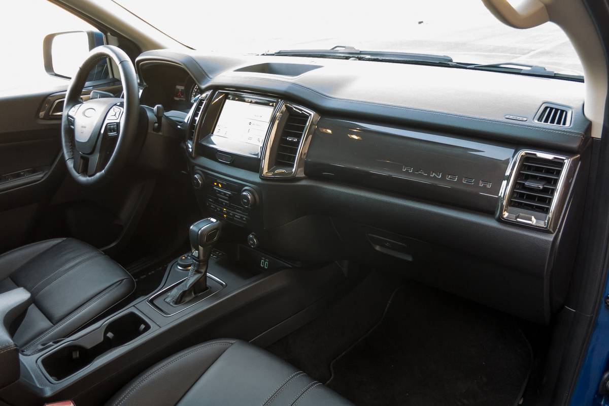 12 ford ranger lariat 2019 front row  interior jpg