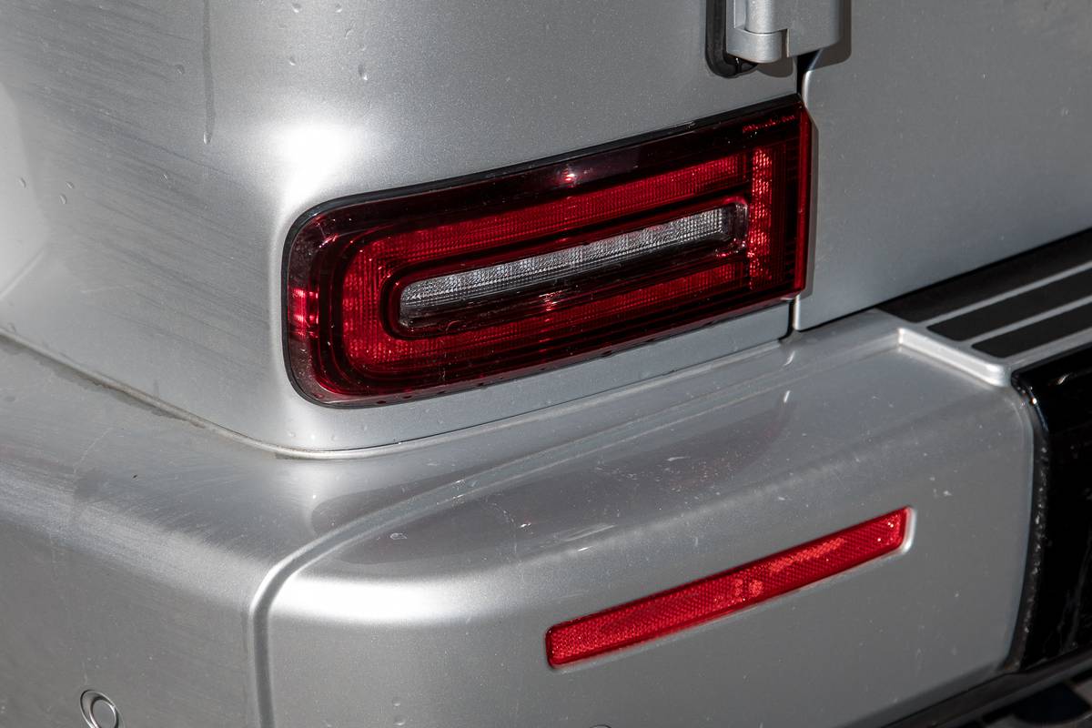 14 mercedes benz g 550 2019 exterior  silver  taillights jpg