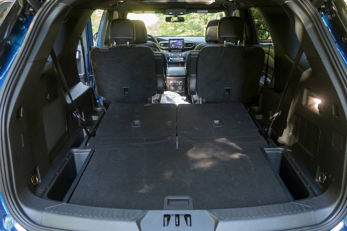 15 ford explorer hybrid limited 2020 folding seats  interior  trunk jpg