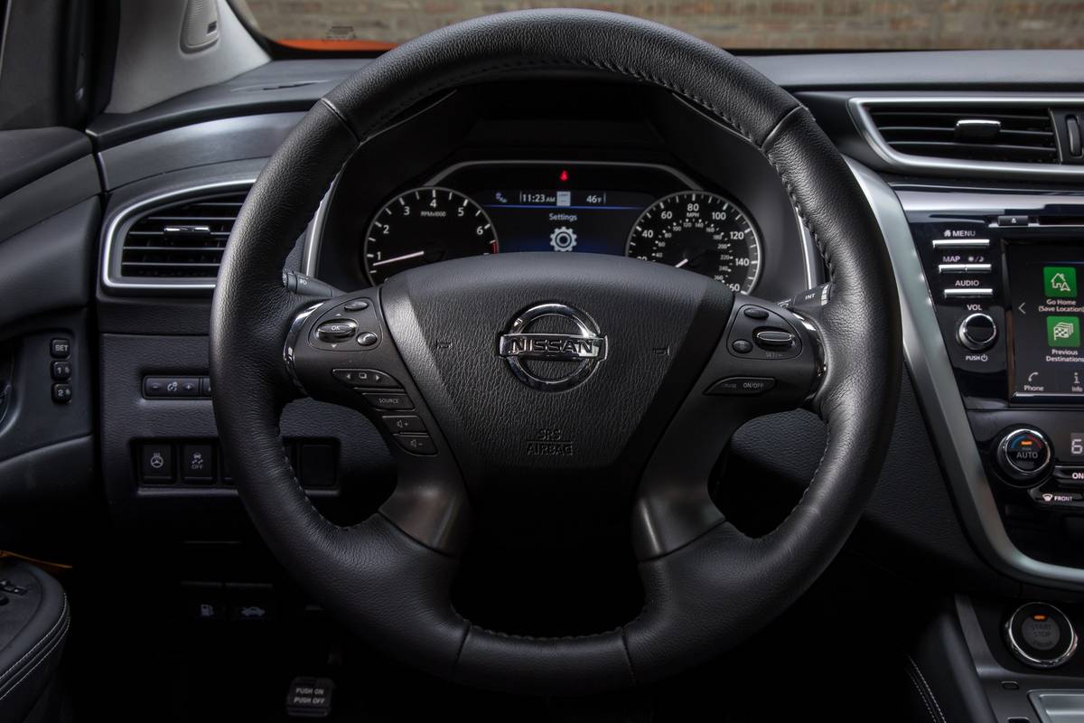 16 nissan murano 2019 interior  steering wheel jpg