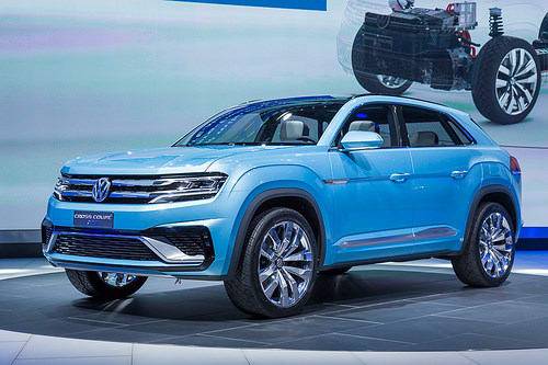 Volkswagen Cross Coupe GTE Concept Photo Gallery (24 Photos) | Cars.com