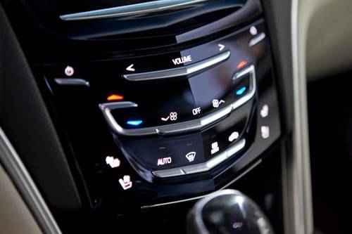 2013 Cadillac XTS: Up Close | Cars.com