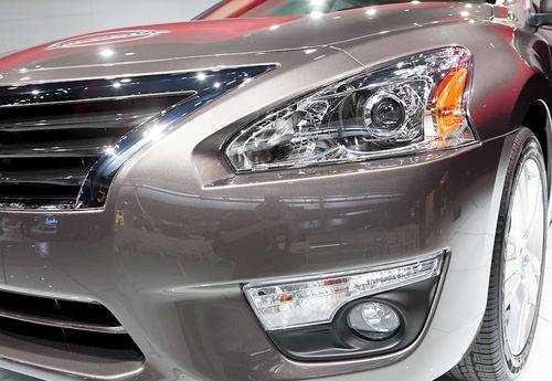 2013 Nissan Altima: Up Close | Cars.com