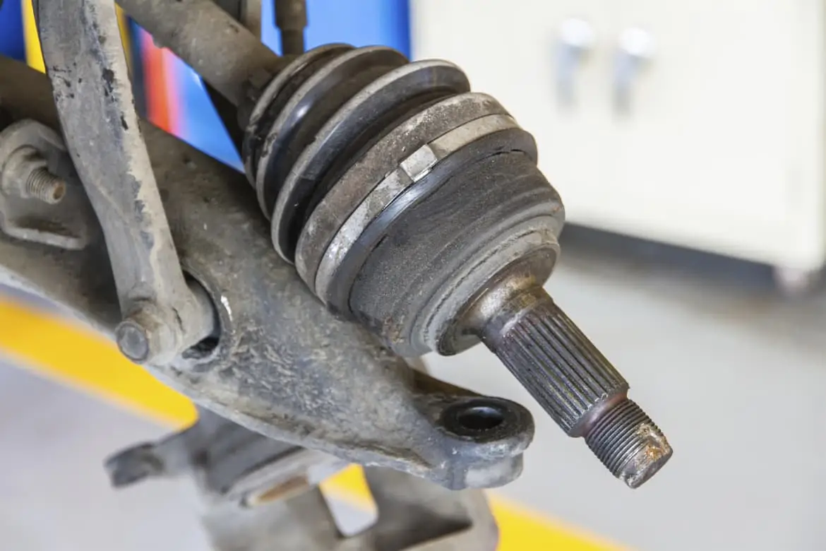 Repairing a Strut Boot 