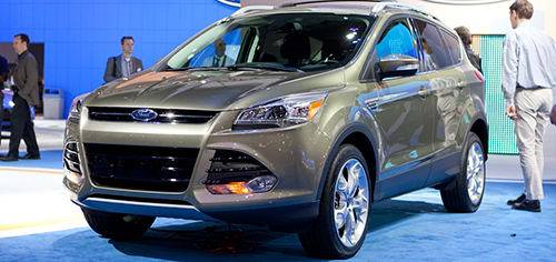 Does the World Need the 2013 Ford Escape's Hand-Free Liftgate? | Cars.com