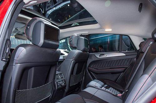 Inside The 16 Mercedes Benz Gle Class Coupe 25 Photos News Cars Com