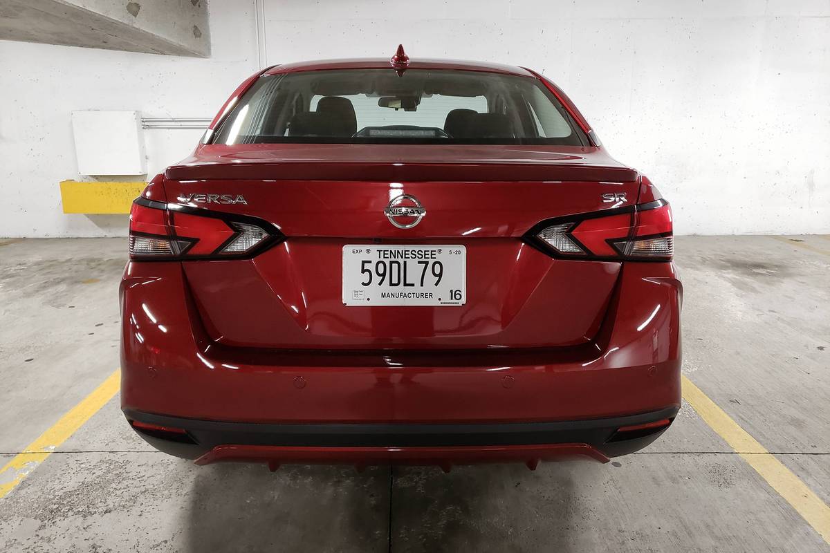 20 Nissan Versa MS 14 jpg