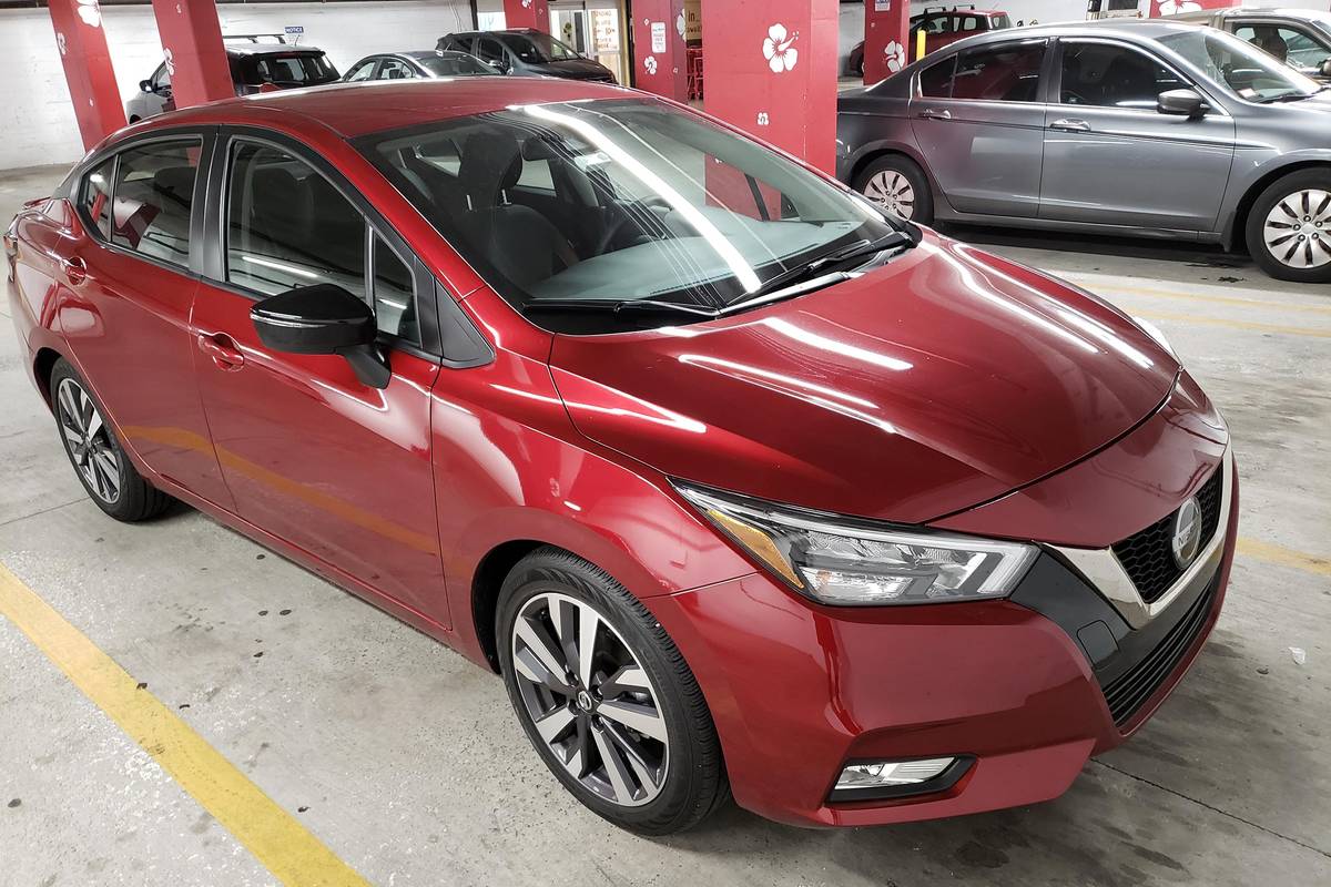 20 Nissan Versa MS 16 jpg