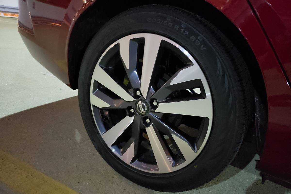 20 Nissan Versa MS 33 jpg