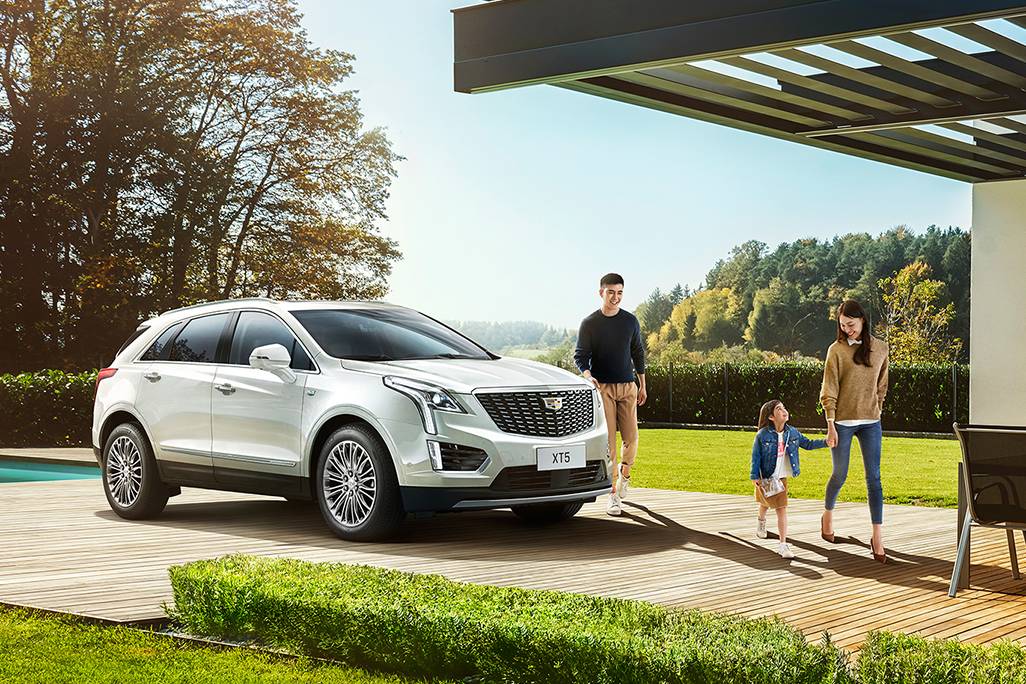 2020 Cadillac XT5 China model OEM 1 jpg