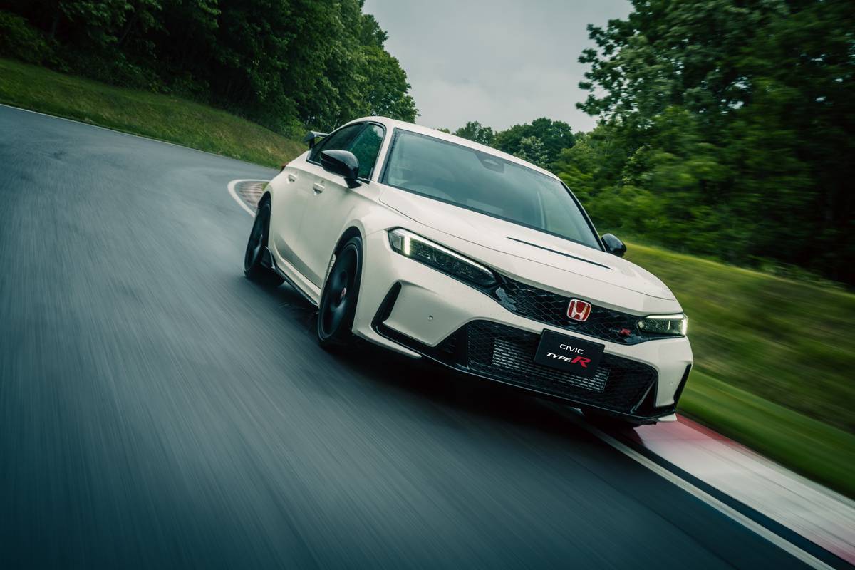 HUGE IMPROVEMENTS? 2023 Honda Civic Type R Road Review 