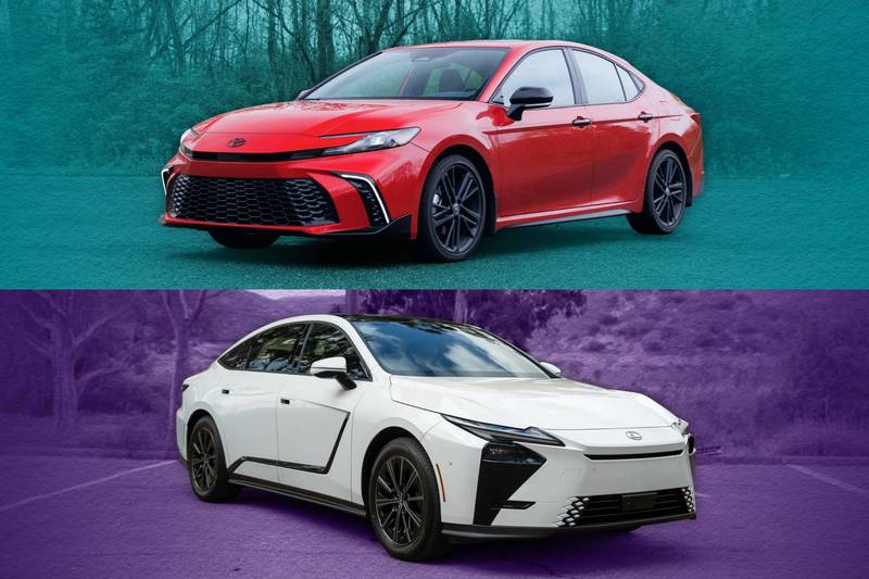 2026-Camry-ES250h-Hero