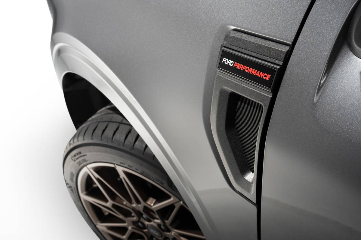 2026 ford maverick 300t package exterior oem 02 jpg