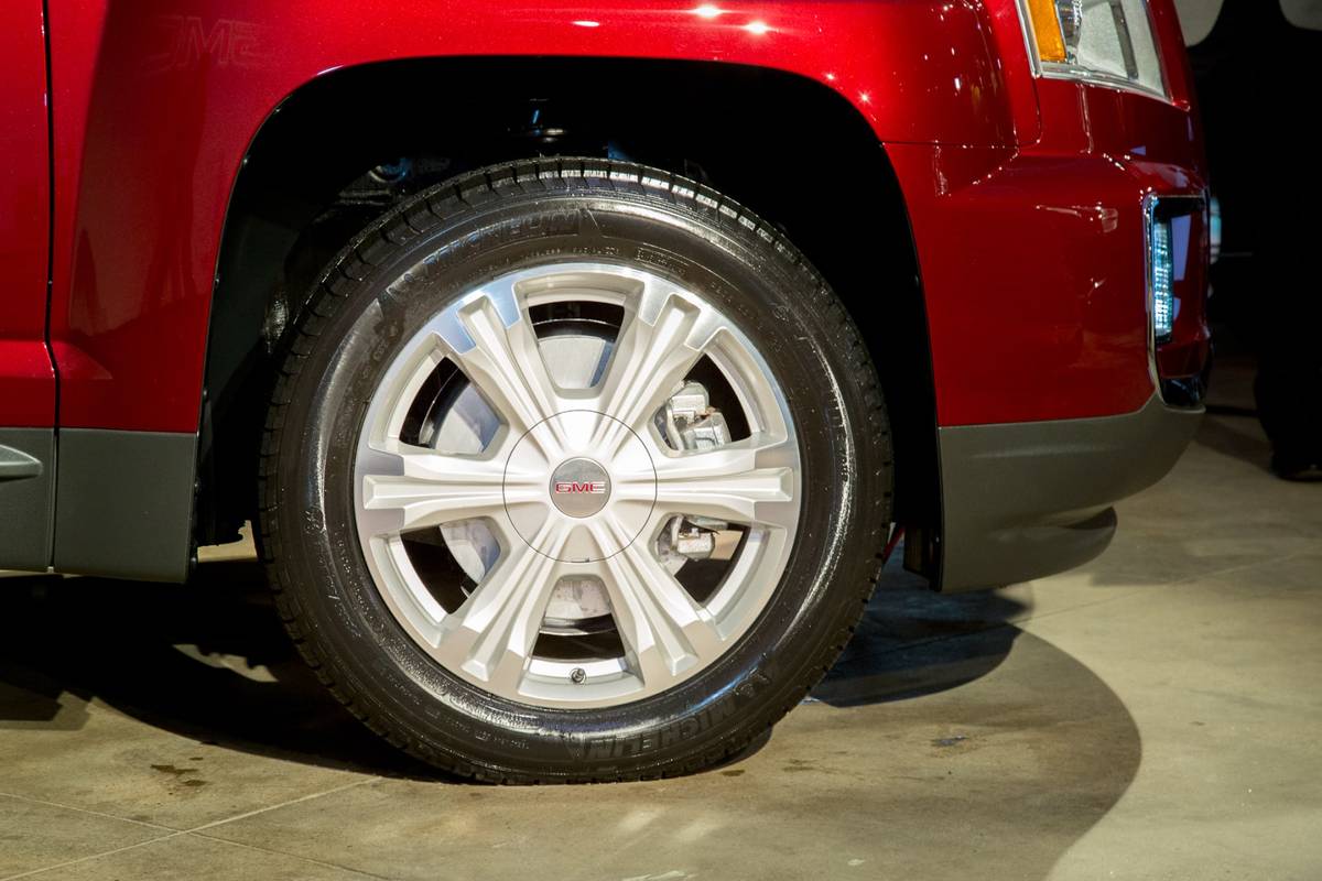 2046686799 1427832052795 jpg