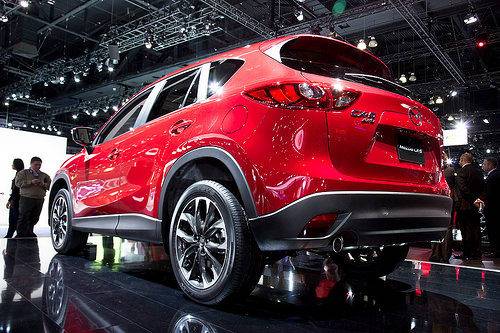 2016 Mazda CX-5 Photo Gallery (28 Photos) | Cars.com