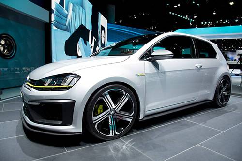 Volkswagen Golf R 400 Concept Photo Gallery (21 Photos) | Cars.com