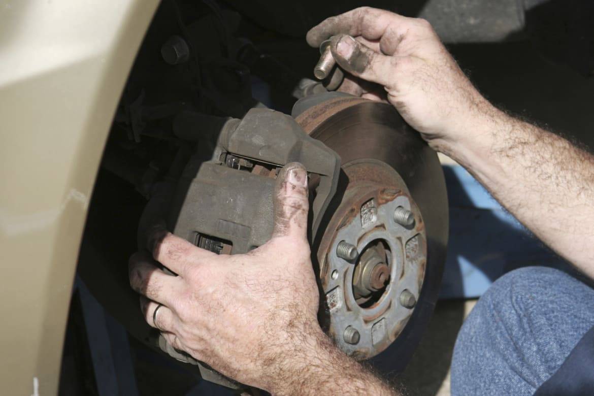 Pros and Cons of Replacing Your Own Brakes | News | Cars.com