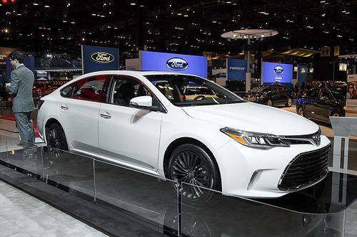 How New Is the New 2016 Toyota Avalon? | Cars.com