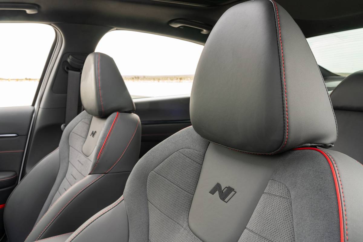 N Line Adds More Pep To 21 Hyundai Sonata S Step News Cars Com