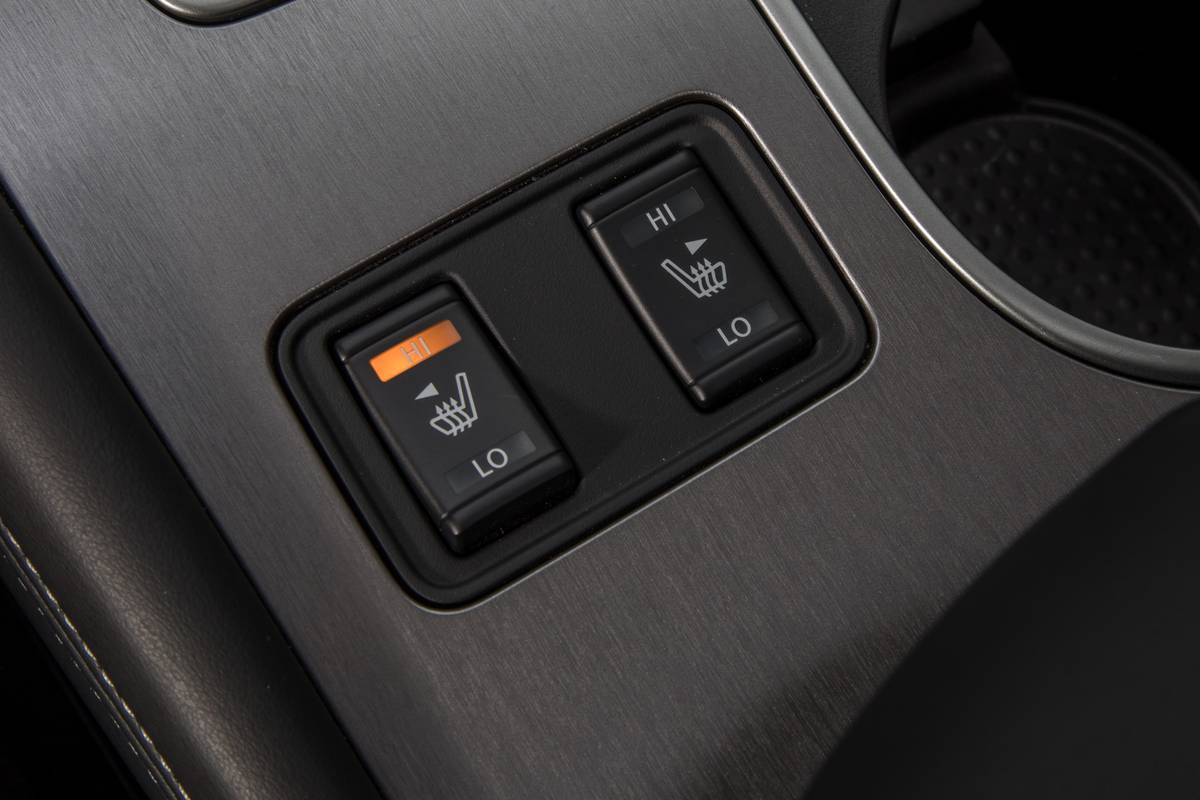 23 nissan murano 2019 center console  controls  detail  interior  seat jpg