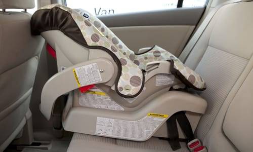 Nissan sentra shop car seat installation