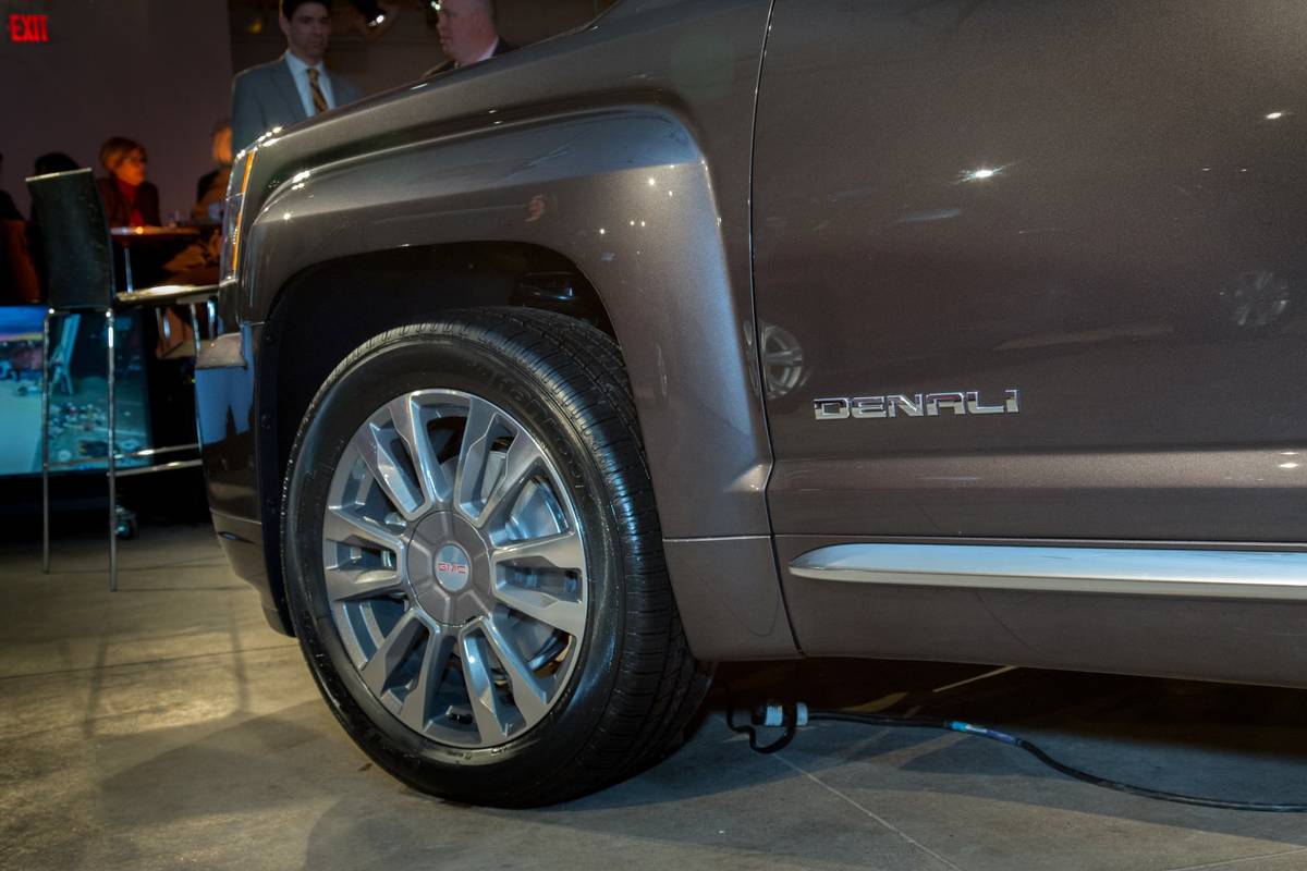 400890087 1427828757892 jpg