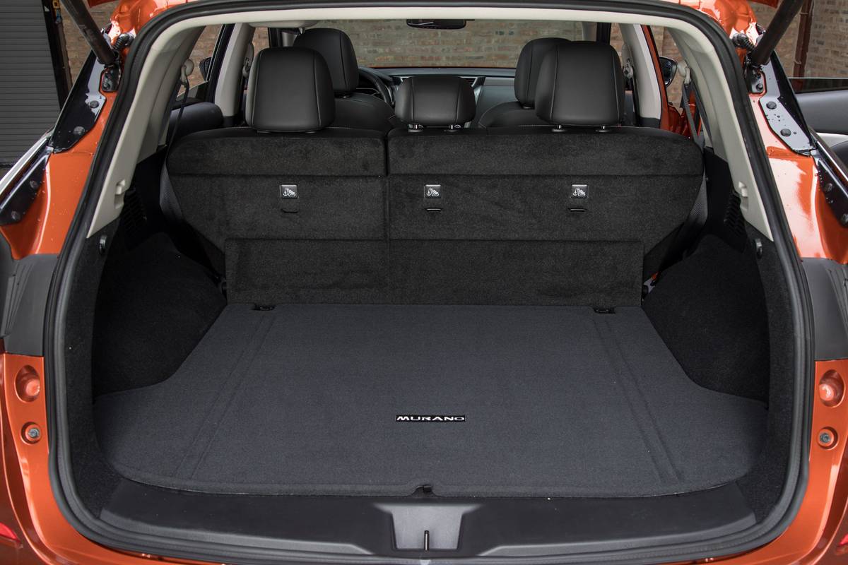42 nissan murano 2019 interior  trunk jpg