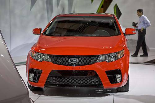 2010 Kia Forte Koup: Up Close | Cars.com