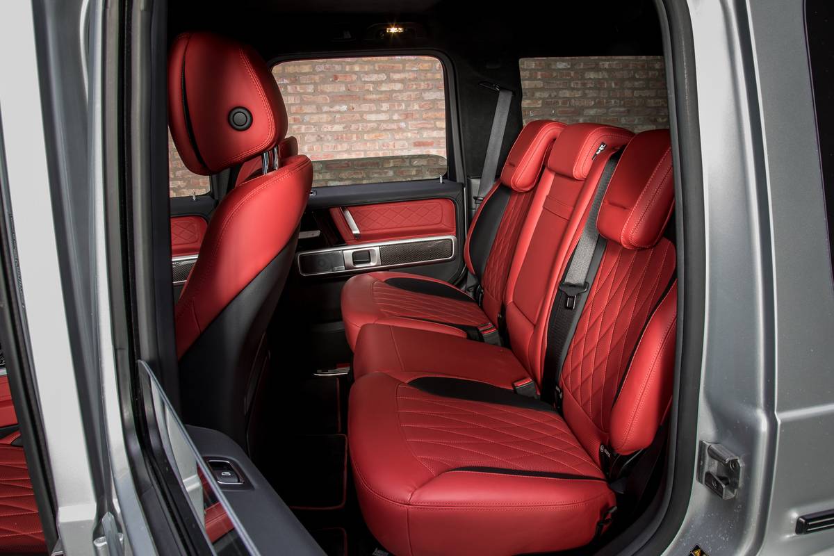 52 mercedes benz g 550 2019 interior  second row jpg