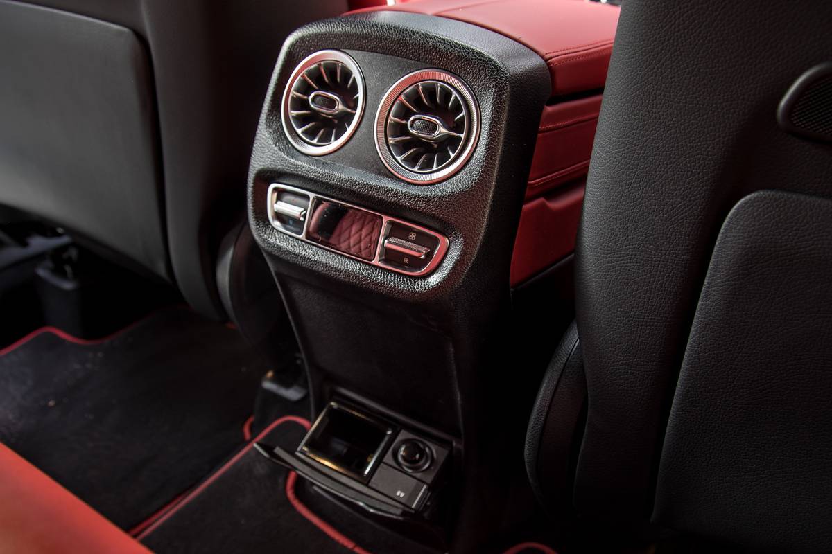 56 mercedes benz g 550 2019 center console  controls  interior  second row jpg