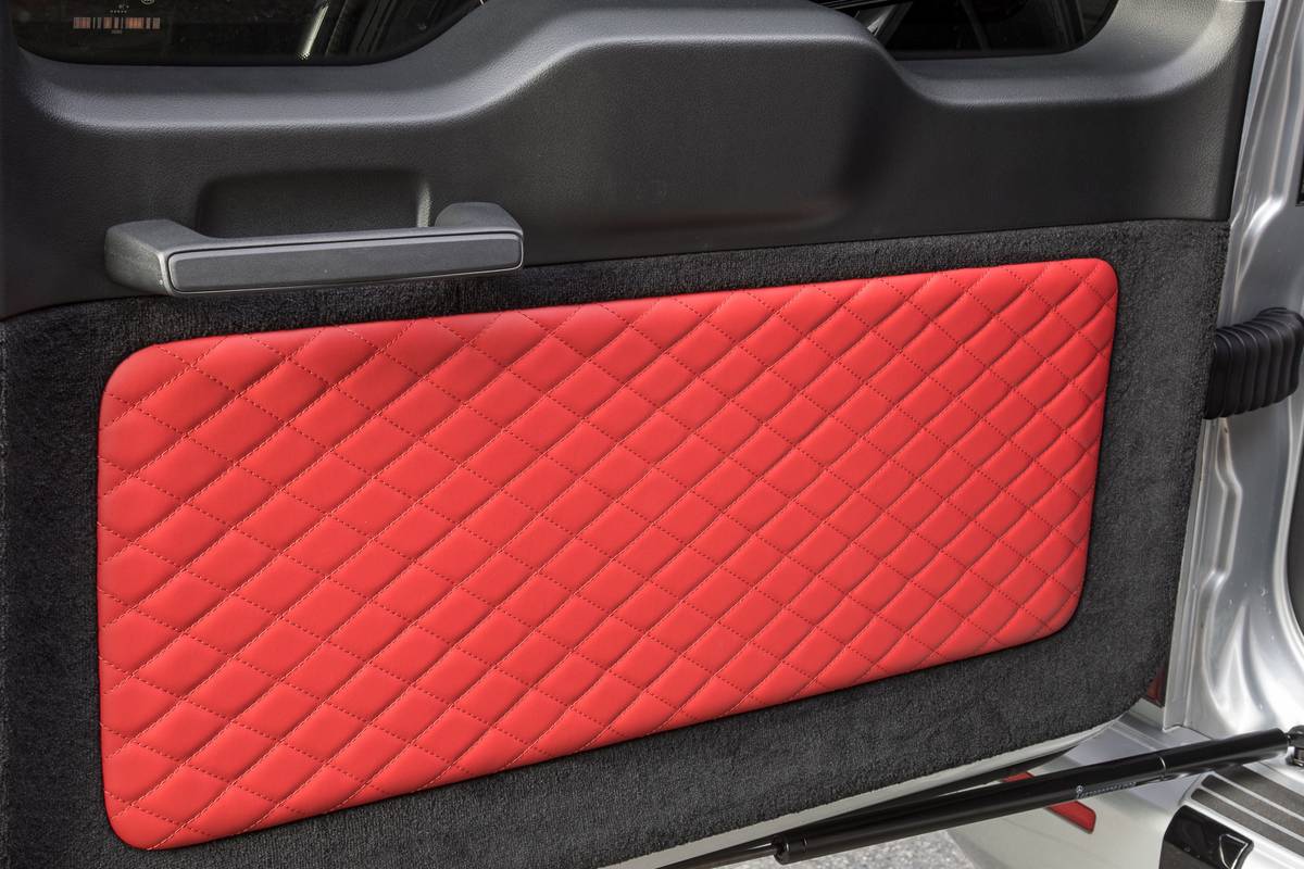 59 mercedes benz g 550 2019 doors  interior  upholstery jpg