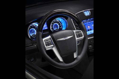 2011 Chrysler 300: First Look | Cars.com