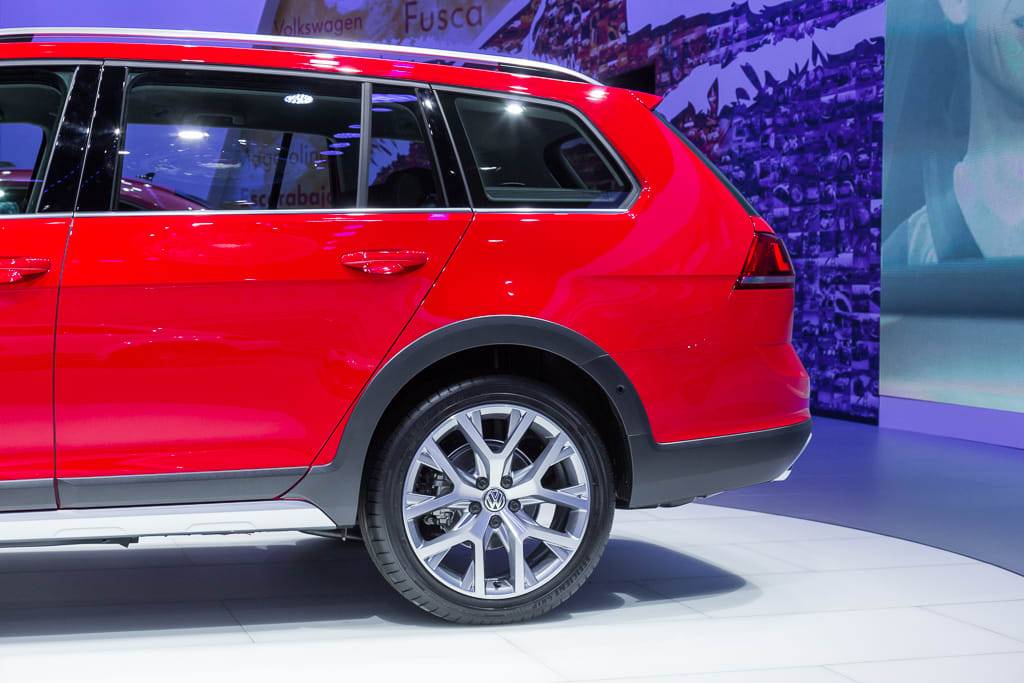 923200976 1428335726542 jpg