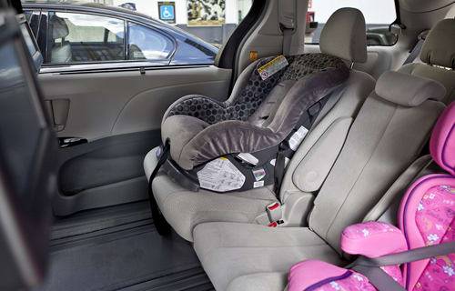 car seat mom toyota sienna