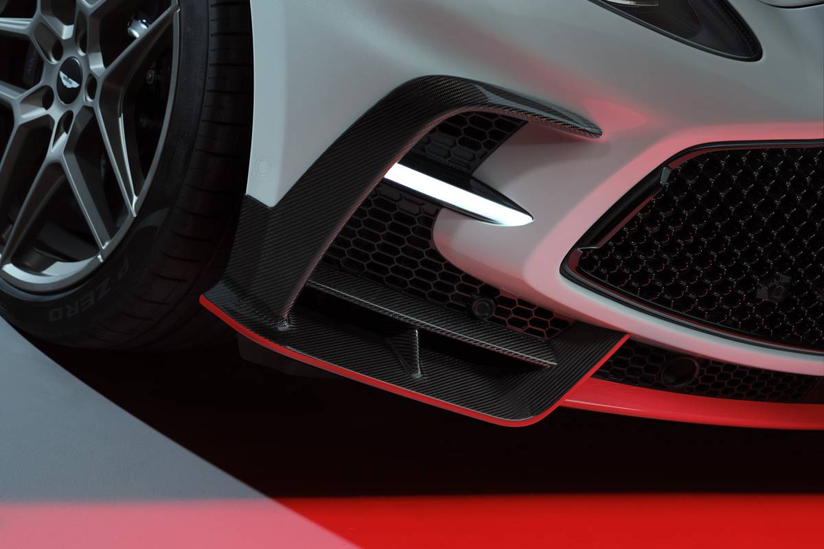 Aston Martin DBX S 2025 exterior oem 04 jpg