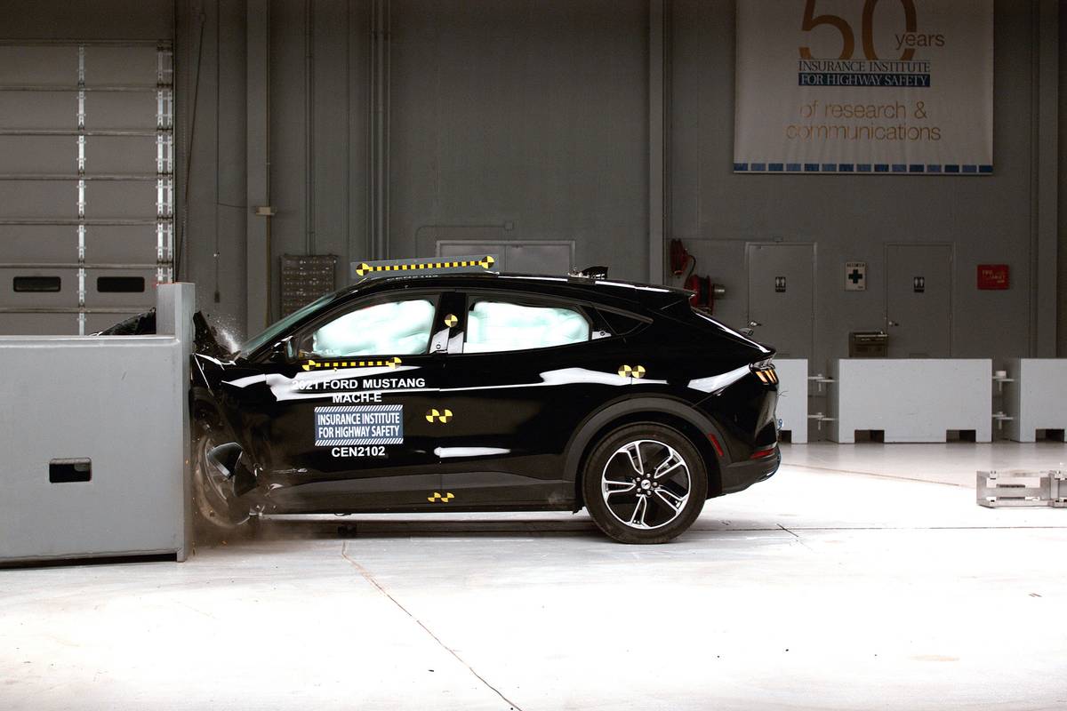 The 21 Ford Mustang Mach E Nabs Iihs Top Safety Pick News Cars Com