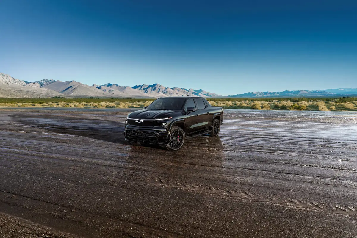 Chevy Stars Steel Silverado EV 2026 exterior oem 13 jpg