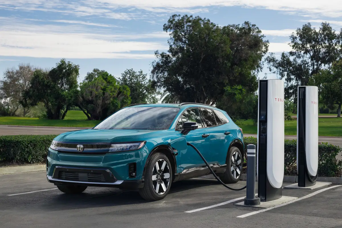 Honda Prologue Tesla Supercharger 2025 exterior oem 01 jpg