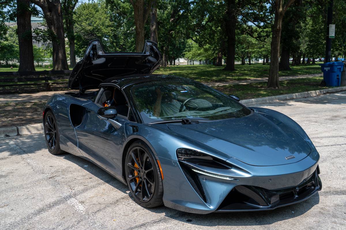 McLaren Artura Spider 2025 16 exterior dynamic front angle jpg