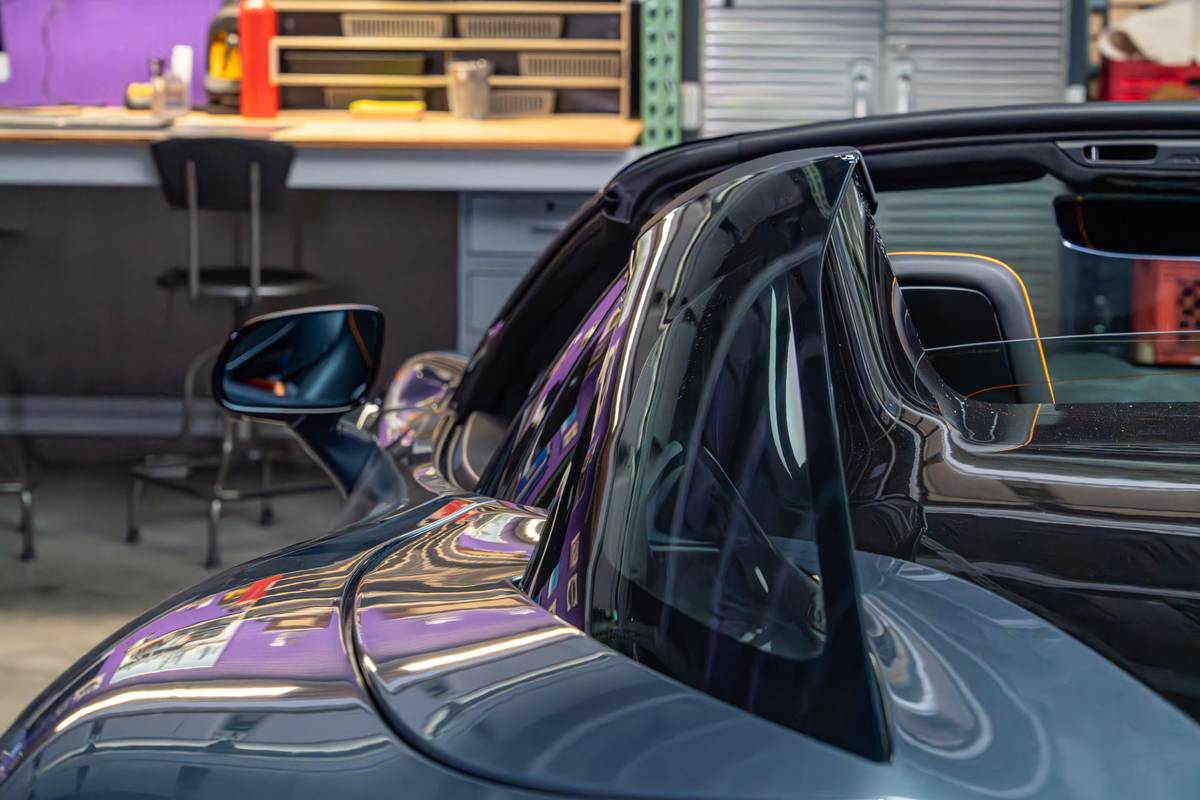 McLaren Artura Spider 2025 49 exterior polycarbonate buttresses jpg