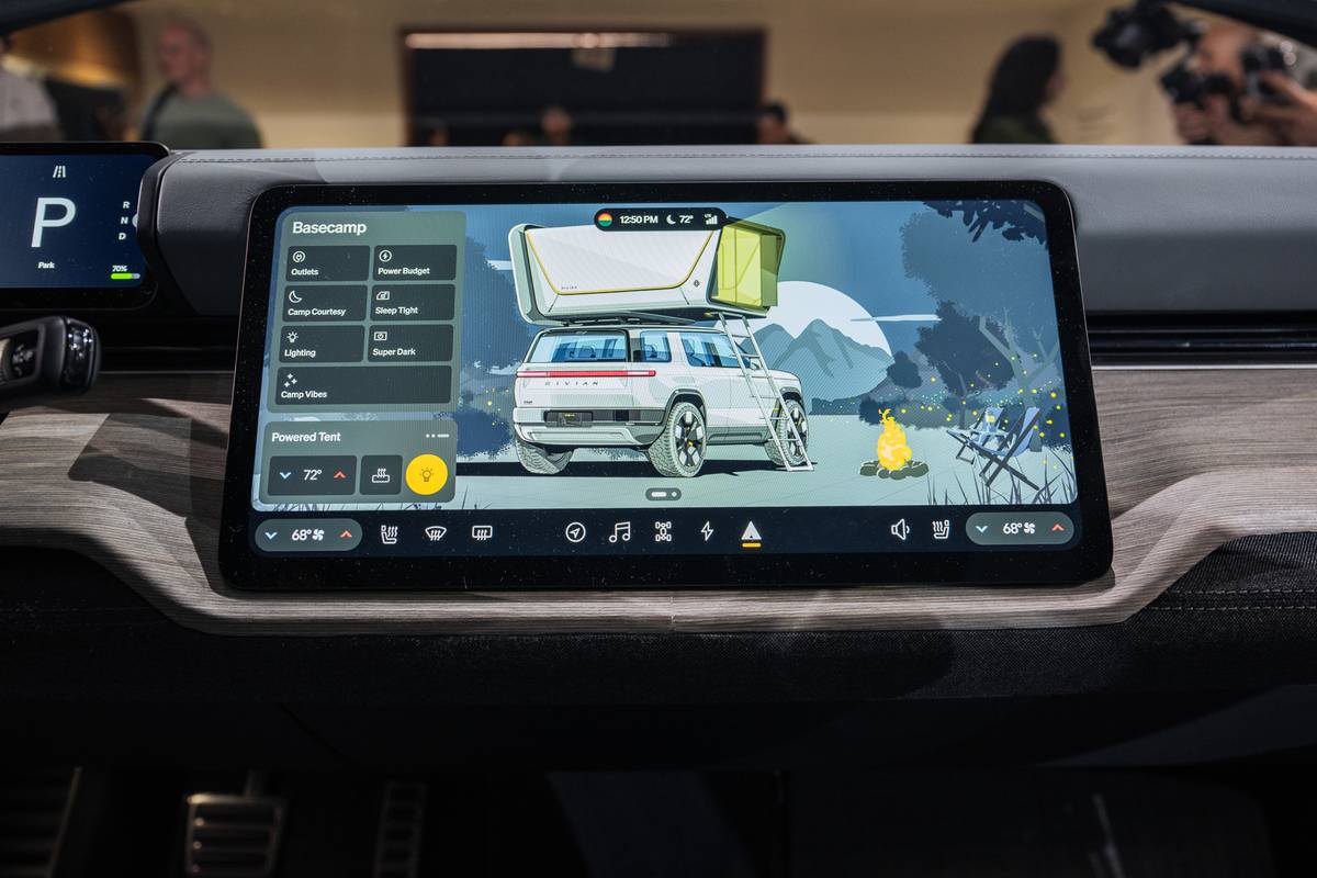 Rivian R2 interior multimedia bl 28 jpg