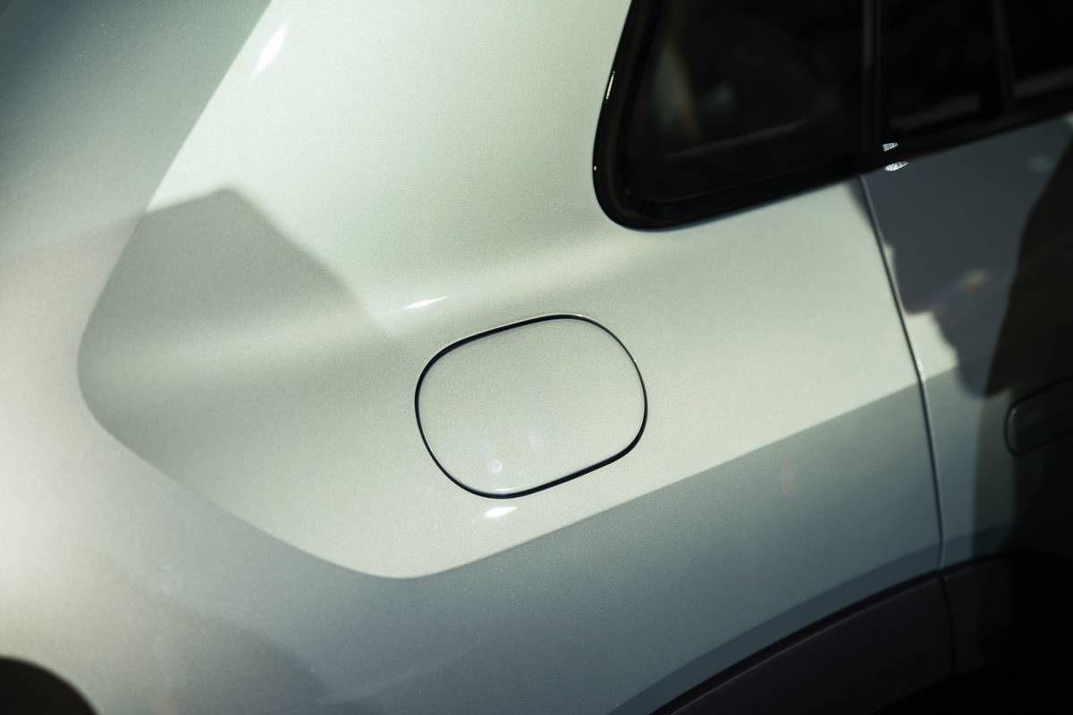 Rivian R3 exterior chargeport bl 19 jpg